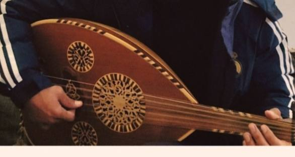 عود عراقي صناعة شوقي الخزرجي للبيع بسعر 700 الف وقابل للتفاوض او مرواس بعود عراقي سحب
الحقيقة راغب السحب وكذلك استاذي ينصحني بالسحب
ما أكدر اسمعكم الصوت ولا اشرحلكم عن التفاصيل  لاني مبتدأ 
أصحاب الذوق وكل هاوي هو الي راح يقيم *********** غير متواجد ع الفيس بوك
