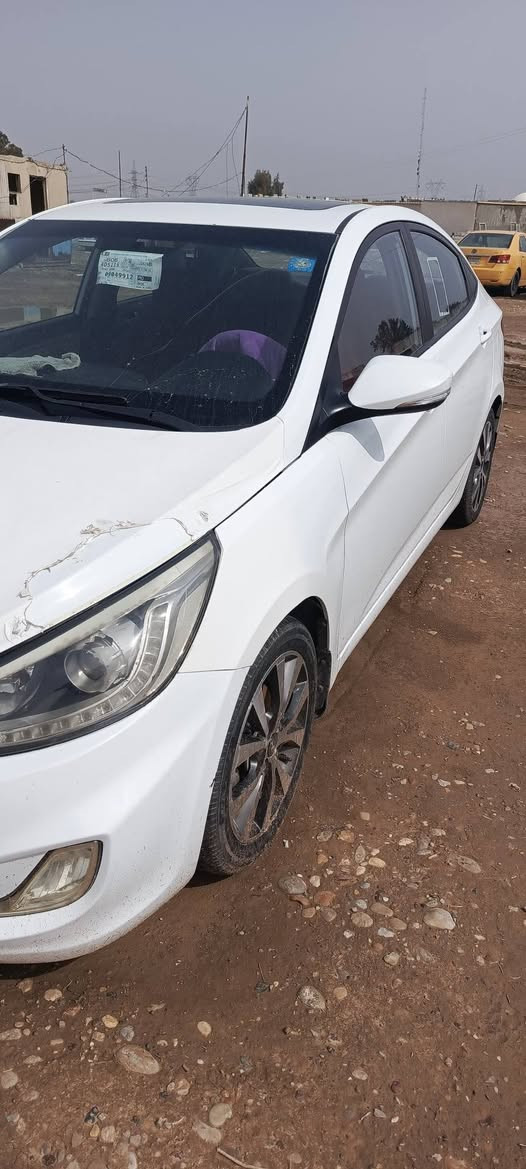 سلام عليكم اكسنت موديل 16 خليجيه مكينه 1600 كير قطره مكفولة السياره فقط الجاملغ الأيمن بس بارد رقم بغداد بسمي تحويل ثاني يوم السعر 110 وبيها مجال 
انور الشمري  ***********
