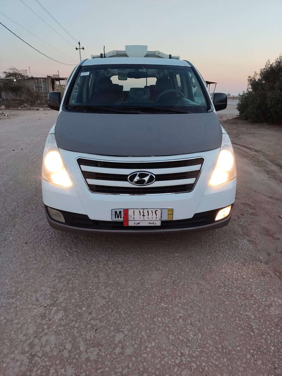 السلام عليكم ستاركس للبيع موديل 2015 كفاله عامه مفتوح محور مسكر سبلاين مكينه جديده حداديه جديده تبريد شغال تخم تاير رقم واسط استفسار عن الرقم ***********
