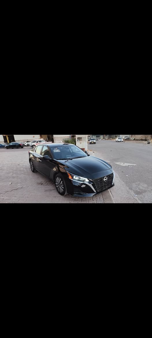 سعـــر 🔥114🔥  بەلیژنە ئەیفرۆشم   نیسان ئەلتیما مۆدیل 2023 مواسفات ئەمریکی  SV بەسمە شەغال ڕاداری پیشودوا خەتی جادە درگابەسمە 54هەزار ڕۆشتوە دەعامی بۆ دەعامی بەشەرت بۆیاخ 4بۆ5پارجەی بۆیاخە ئیرباگ سوکان وشانی تەقیوە  سەیارە ژمارەکاتیەو کاتی دەرنەکراوە دوومانگی لەگەلە بۆ رەقەم  بەسعری لیژنە ئەیفرۆشم  ***********   ***********
