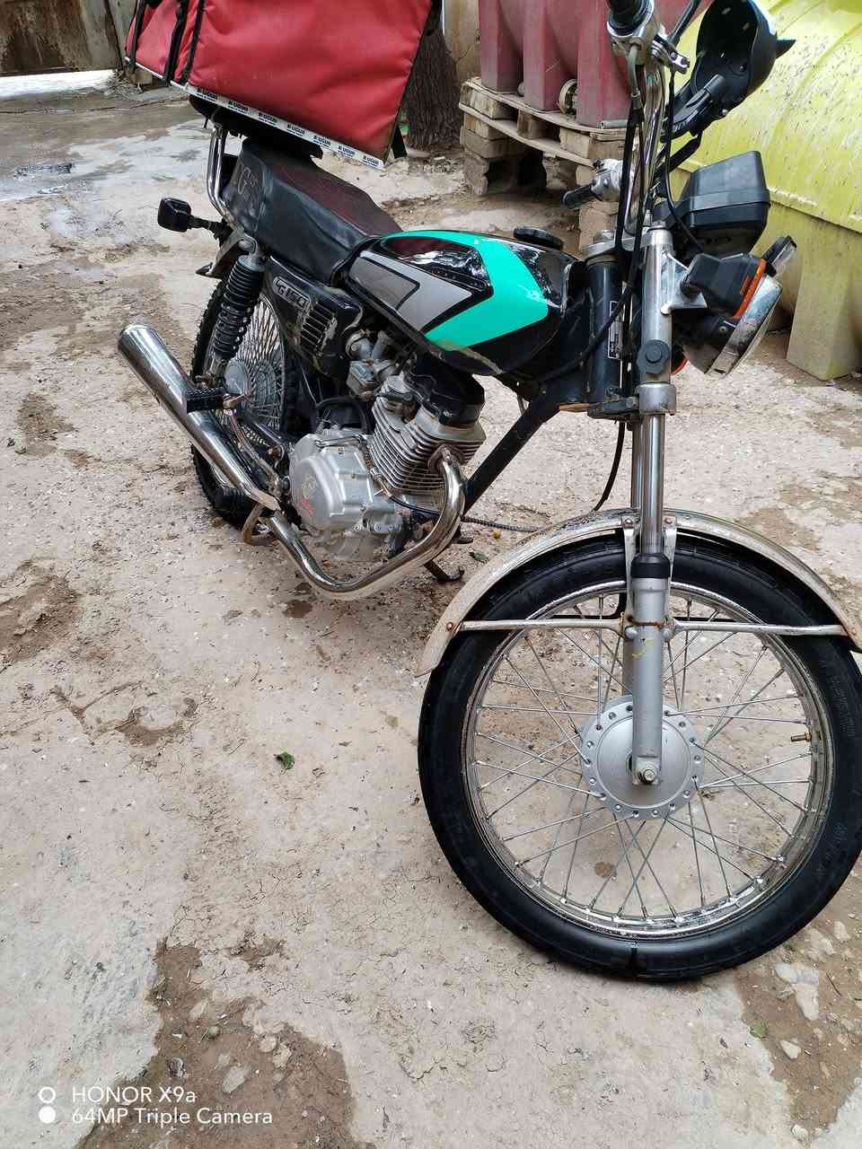 سلام عليكم دراجه اربعه كير للبيع موديل 2020 اوراق اصولي مطابق برقم الشاصي دراجه مابيها اي نقص كامله كهربائيات شغاله عده الدشبول فقط تاير خلفي جديد والتانكي بي زرف بسيط كلش مو دائماً يذب بانزين السعر 400 وبيها مجال بسيط المكان بغداد النهروان للتواصل واتساب او الأتصال على رقم ***********
