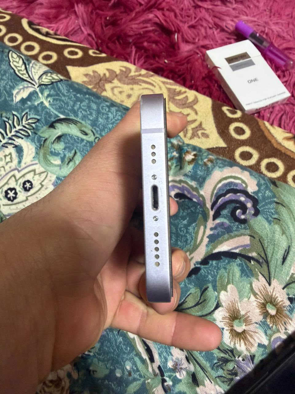 ١٤عادي ذاكره ١٢٨بطاريه٨١الجهاز وكاله ما مفتوح السعر 550بي مجال بسيط التواصل عل هذا الرقم***********واتساب واتصال موجود
