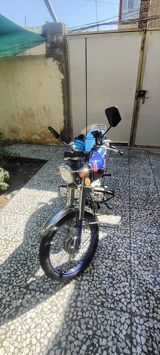 دراجة نامة برو رقم وسنوية بأسمي مديل 23 طالعة ب 24 مكينه ما مفتوحة دراجة ما عايزة سعر مليون ومية


**إذا كنت صاحب هذا الإعلان وتريد حذفه لأي سبب، رجاءا أرسل رسالة إلى الدعم الفني**