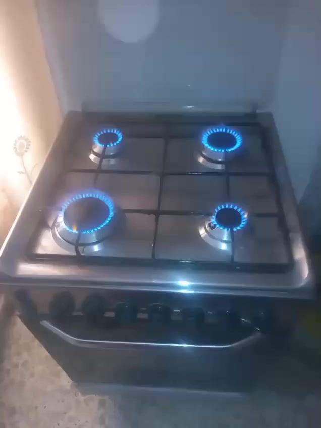 طباخ للبيع نضيف كلش كله شغال ب 150وبي مجال


**إذا كنت صاحب هذا الإعلان وتريد حذفه لأي سبب، رجاءا أرسل رسالة إلى الدعم الفني**