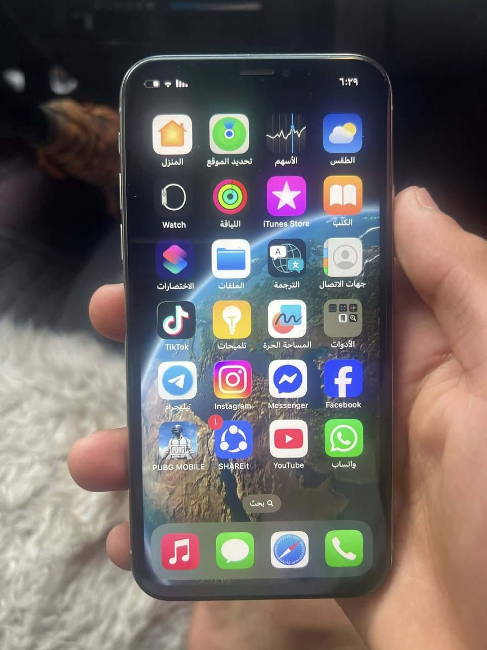 للبيع مبدل بطاريه وشاشه ذاكره 256سماعه بيهم خلل يطفون ويشتغلون تبديل تنضيف ماعرف فيس ايدي شغال سعر 125 وبي مجال مكاني بل حدباء ***********
