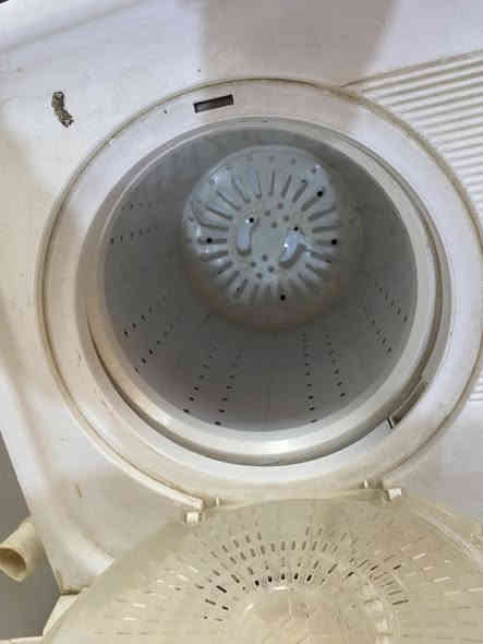 غساله كامله نضيفه عل فحص شغاله سعرها ٧٥بيها مجال. العنوان الديوانيه بدايه شارع سالم
***********
ذوالفقار الموسوي
