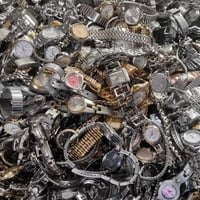 تم بعون الله وصول ساعات باله اصلي نسائي مستخدم   لايوووووووجد رجالي  ا...