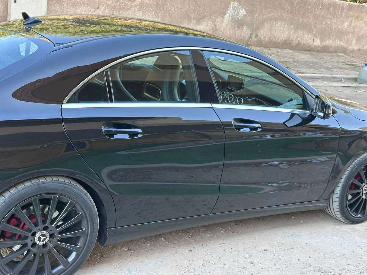 مارسيدس موديل 2016  CLA250
بيع او مراوس 
تقرير سرقه ومفتوحات بدون صبغ السيارة  من دعامية لدعاميه بشرط حتى البارد والتكحيل
ماشيه 154
السعر 145 ورقه وبيها مجال للشراي 
محرك كير صدر كفالة وضع الشركة 
مرقم دهوك ب اسمي تريد تحويل او وكالة 
بلعافية ع الياخذها 
مكاني بغداد حي العدل 
رقم صاحب سيارة ***********
