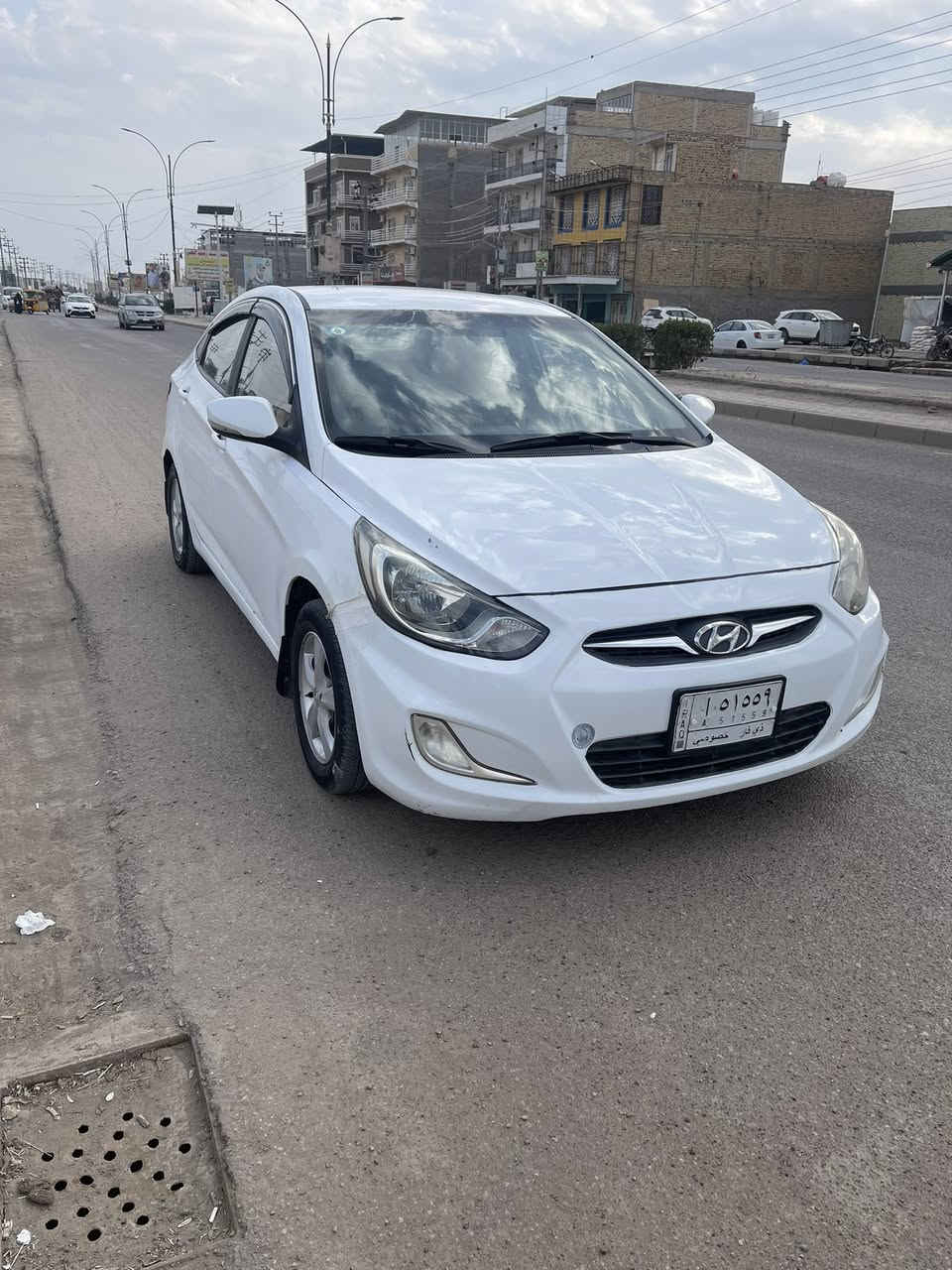 ‏سلام عليكم أكسنت موديل 2015 سنوية جديدة مشروع وطني بها صبغة قليل الحدادية تخم تاير سيارة حلوة مكينة 1400 ￼ سيارة بالعمارة السعر 77 وبيها مجال *********** ￼
