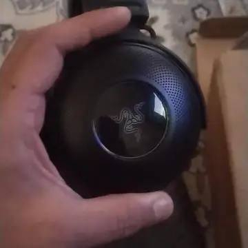 مرحبا شباب جماعه الكيمنك او الحاسبات سماعه ريزر برو موصينه من الموقع شهر وصلت والله وصلت ٢١٠ دولار جديده امريكي هاذ فيديو توضيحي اله وشوف سعره بلفيديو من الموقع اطيني سعر وبلعافيه عليك مكاني بغداد الحسينيه جماعه ال٥٠ لا احد يعلق رجا


**إذا كنت صاحب هذا الإعلان وتريد حذفه لأي سبب، رجاءا أرسل رسالة إلى الدعم الفني**