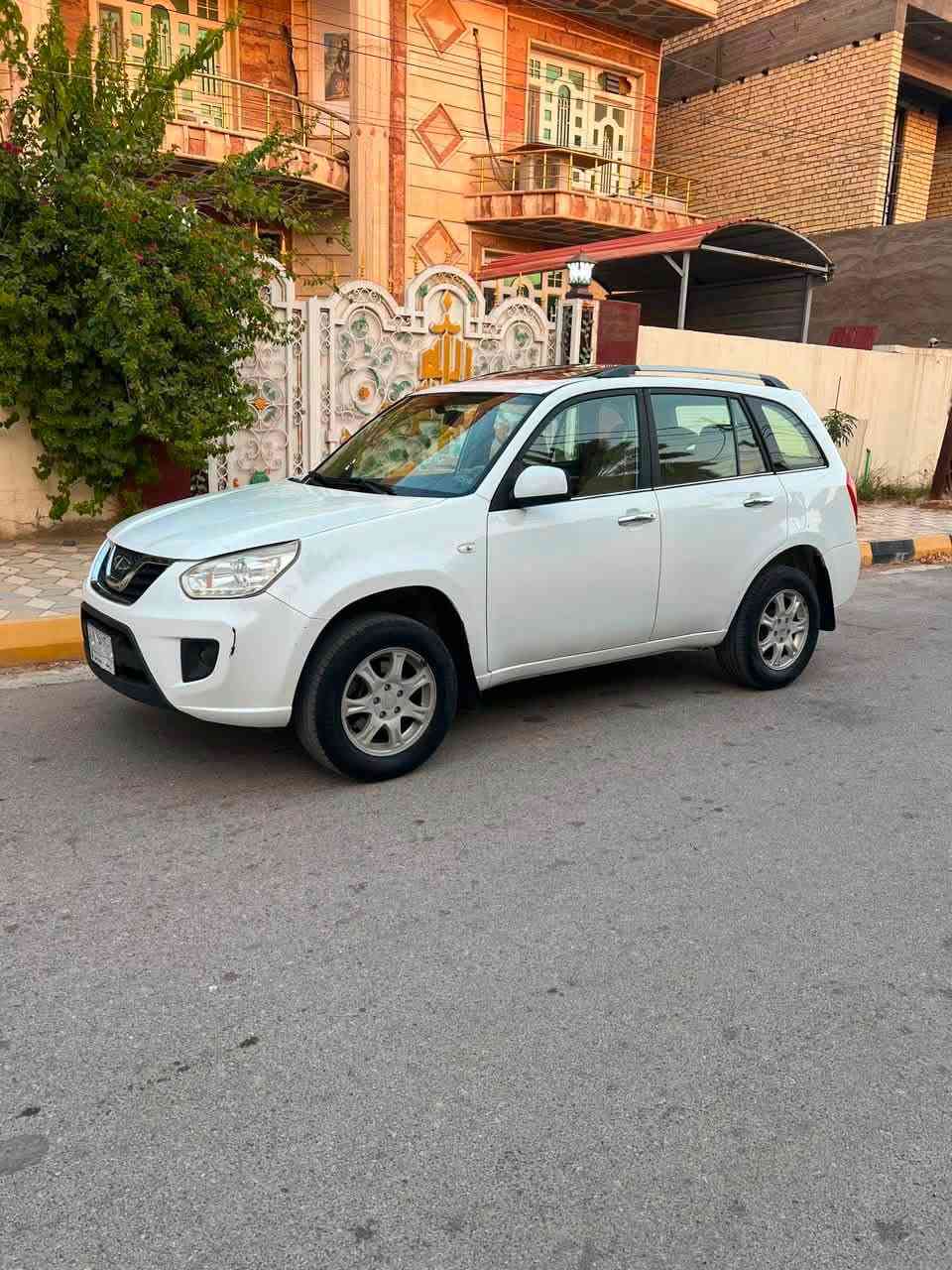تيكو 2015 واسط حرة تحويل مباشر 

مكفولة كفالة عامة كير ومكينة وحدادية وتبريد وتخم تاير السيارة متعوب عليهة وجديدة وحلوة حتة كتلوك الشركة بيهة ماشية 77 كم السيارة جديدة وبدون نقص 
شاشة كامرة تابلت مكينة 2000 داخل عسلي مدوشمة
كامل ارضية وكشنات كير ميكانيكي كشافات ولد وحاجب

السعر 68 وبيهة مجال مكاني الكوت 
***********
***********
