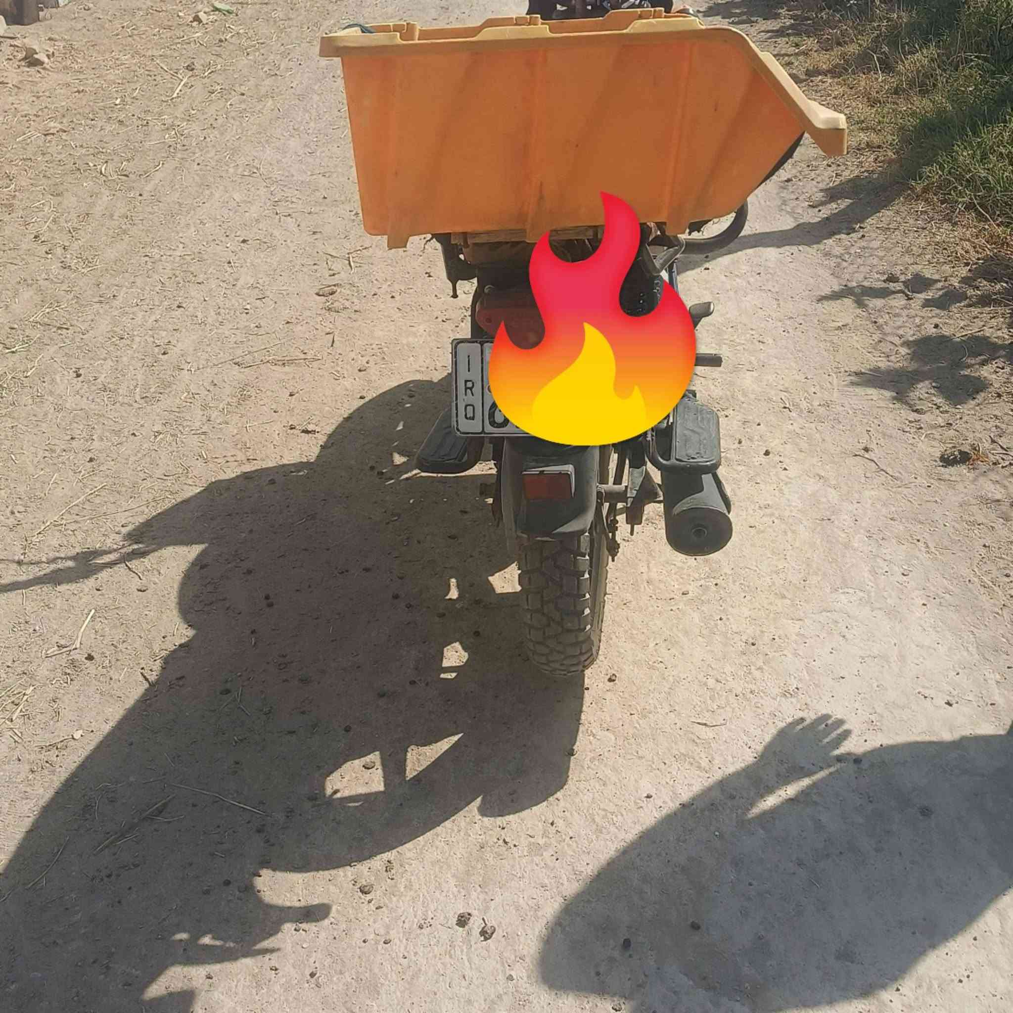 االسلام عليكم شباب مطور بوكسر مديل 20مطور مرقم لوحات انكليزي عدداللوحات 2 سنويه تحويله ثني يوم السعر مليون 750 الاستفسار اتصل عل رقم ***********
