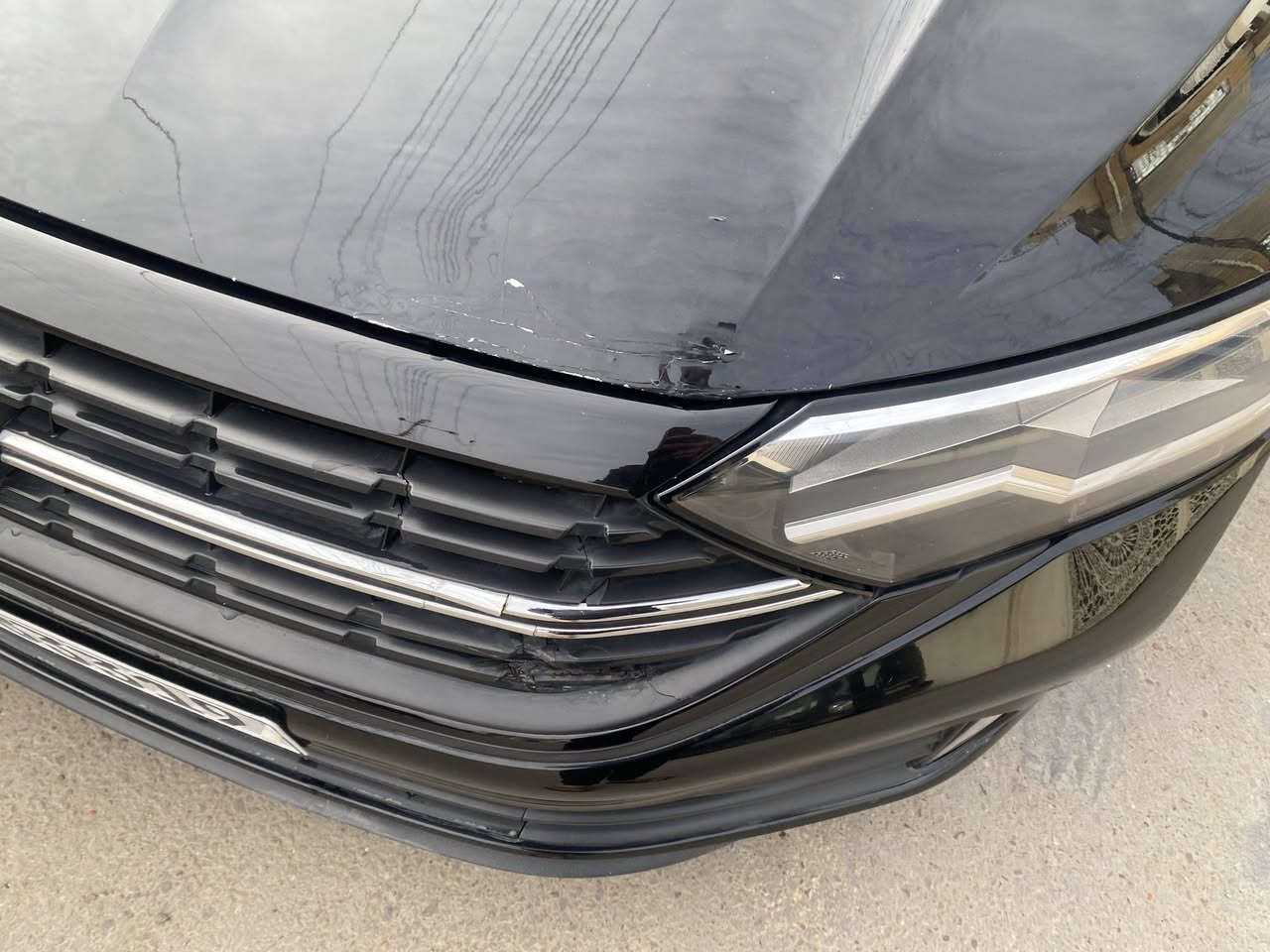 فولغسواغن جيتا 2023
السلام عليكم جيتا موديل 2023 للبيع

حجم المكينة 1500 تيربو

ماشية 42,000 كم مواصفات اعتيادية

وارد امريكا وصور الحادث مرفقة

السيارة بأسمي و السعر المطلوب 162 ورقة

مكان السيارة بغداد حي القاهرة قرب جامع النداء

*********** ليث
