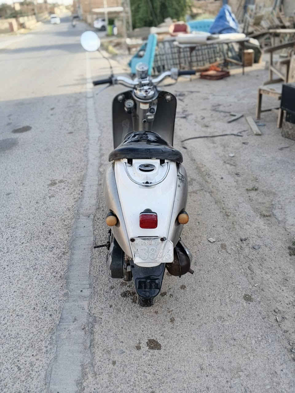 دراجة كلاسك بعدها ع بلاد بس ناقصها واير بريك وباتري سعرها 350 الف وبيها مجال للطيبين
راوه


**إذا كنت صاحب هذا الإعلان وتريد حذفه لأي سبب، رجاءا أرسل رسالة إلى الدعم الفني**