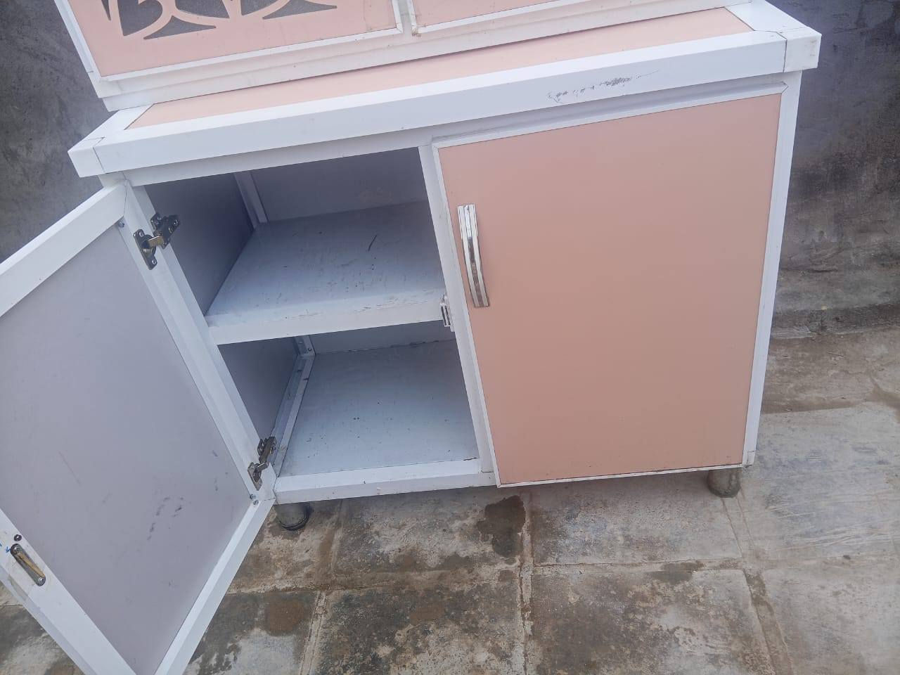 كاونتر للبيع 4قطع
٢٢٠ وبيه مجال  بيع مستعجل


**إذا كنت صاحب هذا الإعلان وتريد حذفه لأي سبب، رجاءا أرسل رسالة إلى الدعم الفني**