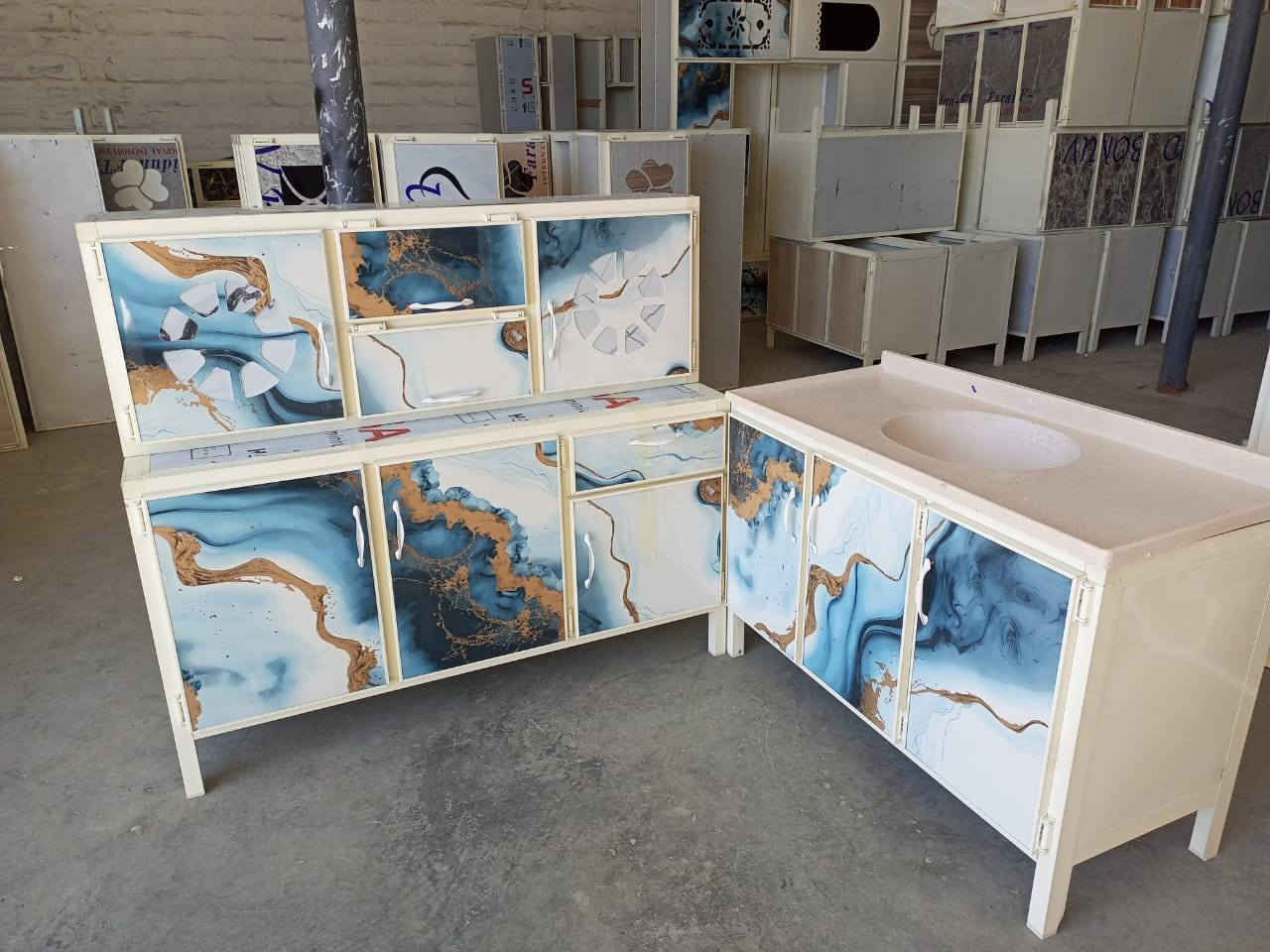 #كاونتر متر ونص #سنك متر و 20 سم مرمر 
           
           **** (  المنيوم صيني ) *****
                   ❄️❄️❄️❄️❄️❄️
#توصيل مجاني #بغداد #فلوجه #كرمه #صقلاوية #عامريه. #خالديه.
#اما باقي المحافظات #حسب البعد
#العنوان / بغداد للحجز او الاستفسار مراسلة الصفحه خاص او #مراسلة الرقم الموجود واتساب // ***********
