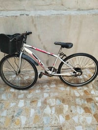 بايسكل حجم 26 كلشي شغال بي بريك ورا شغال بريك كدام شغال كير شغال سعر 4...