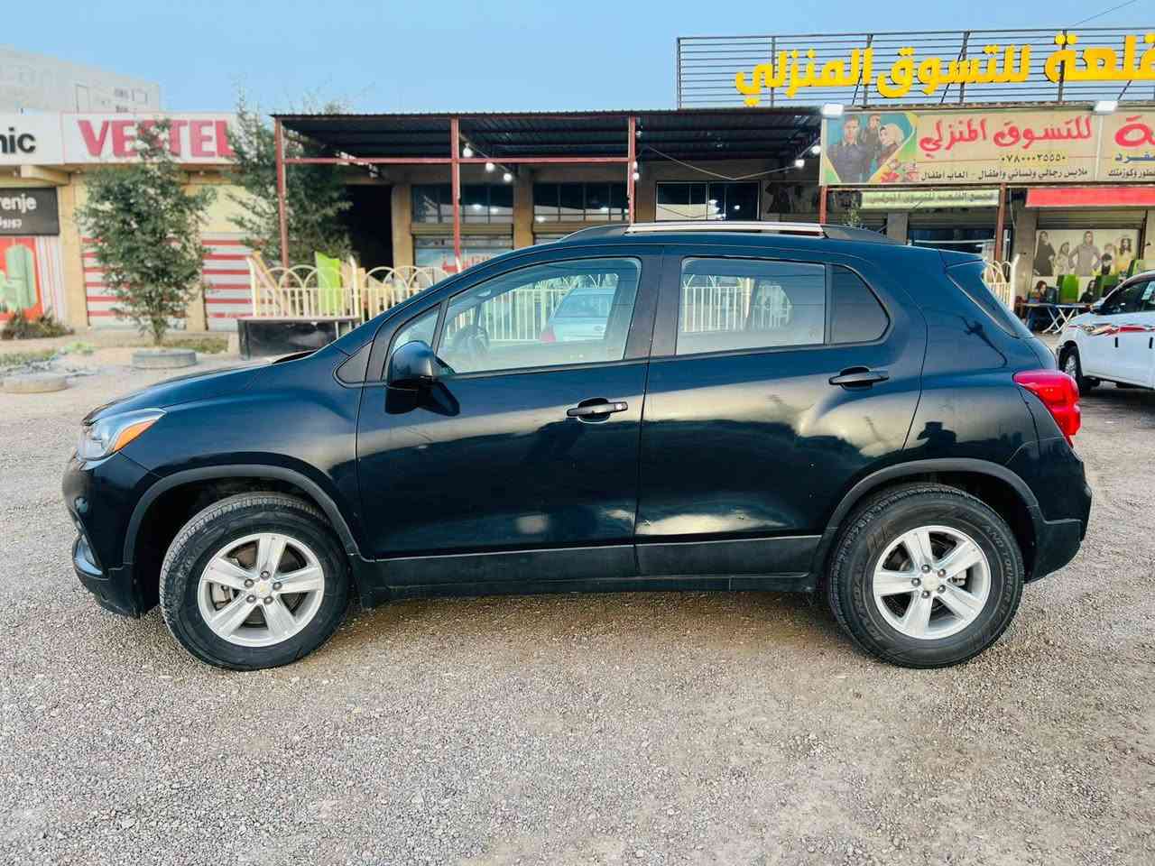 السلام عليكم 
شوفر ليت تراكس للبيع موديل 2021
محرك 1400 تيربو
سويج تشغيل عن بعد
رقم بابل بأسمي 
ماشيه 86 الف 
السعر 95 ورقه
صور الحادث مرفقه بالمنشور بدون ارباك
العنوان بابل مشروع المسيب
رقم الهاتف ***********
