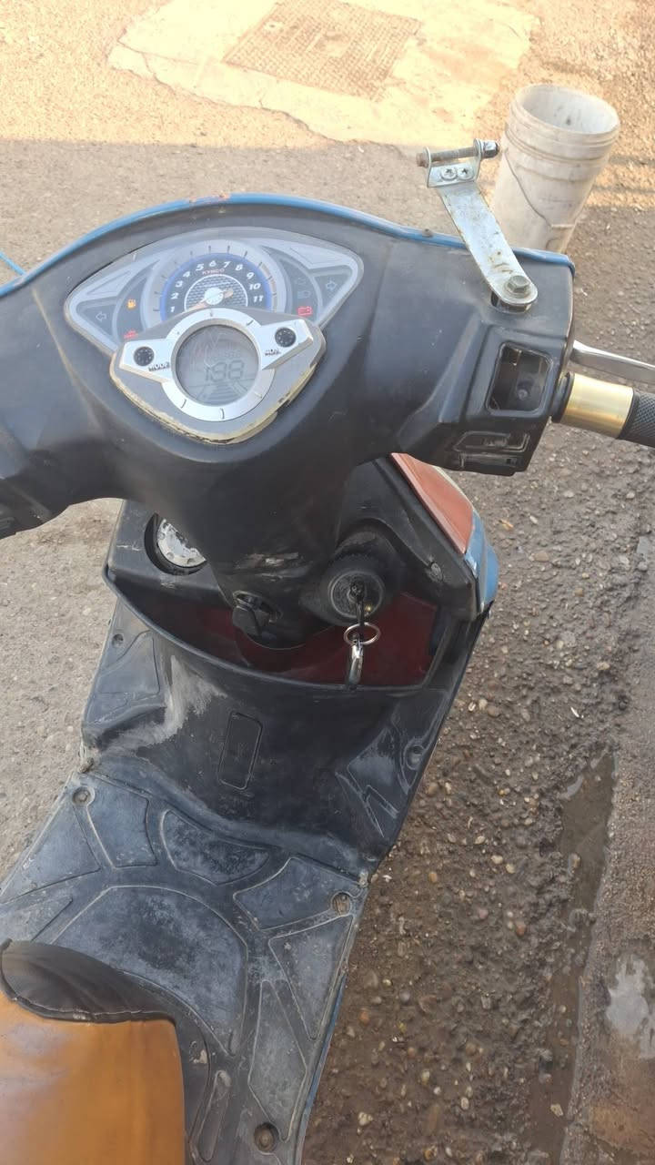 دراجه للبيع سعر ١٥٠ تفاصيل خاص او واتس اب ***********
