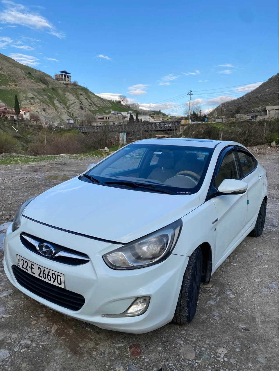 🚗 Hyundai Accent 2012
📍 سوران

🔹 ماتۆر 1.6 
🔹 سلایت هەیە
🔹 جامەکان ئۆتۆماتیک
🔹 ئاسپیڕی هەوا (AC) گەرمو سارد باش کار دەکات
🔹 ڕەنگی سپی
🔹 ماتۆر و گێر شەرتن
🔹240 هزار خرامە سەیە 
🔹سئ پارچە قەلم کاری هەیە
🔹دوو پارچە سبوخی هەیە دەرکو چەملاخ
🔹سەنەوی ناوی خومە مانگی ٩ بەسەر دەچئیت بئ مشکیلەیە
🔹سەودام نیە بەس بو فروشتنە
🔹گەر موشتەری پەیوەندی بە ژمارە بکە واتساپ فایبەر(***********) سوران, أربيل
