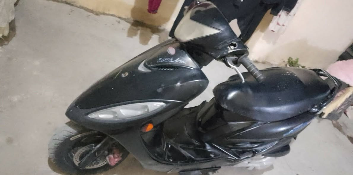 جي فور درجه نضيف كهربائي شغله مكينه تخبل شله تخبل بيه سلف تشتغل قفل جنطه ناصرية حي الفداء سعر 350 //***********
