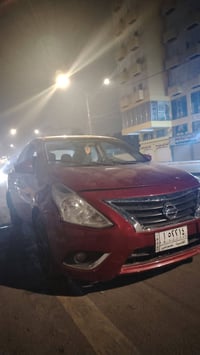 نيسان فيرسا 2016 امريكي طربته باب وجاملغ سيارة بيه شوية نواقص بسيطة لل...