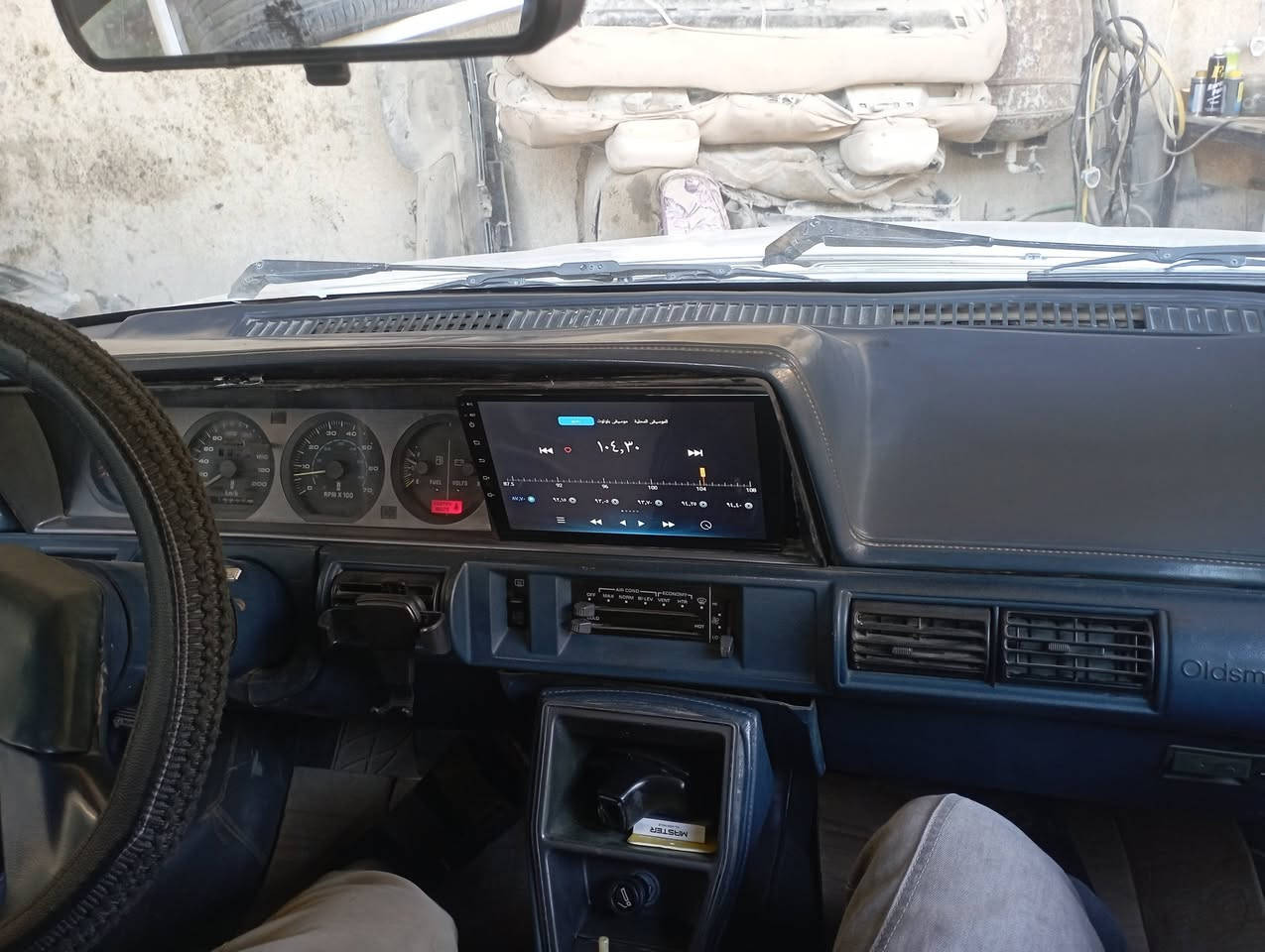 سلام عليكم شباب اولدز البيع السياره بلادي كلشي شغال بيه مابيه اي نقص السياره جاهزه من كلشي كير ومكينه مكفول حداديه مكفوله السياره بسمي ثاني يوم احولك اي استفسار اتصل على الرقم وخادم ***********مكان بابل  السعر 43وبيها مجال
