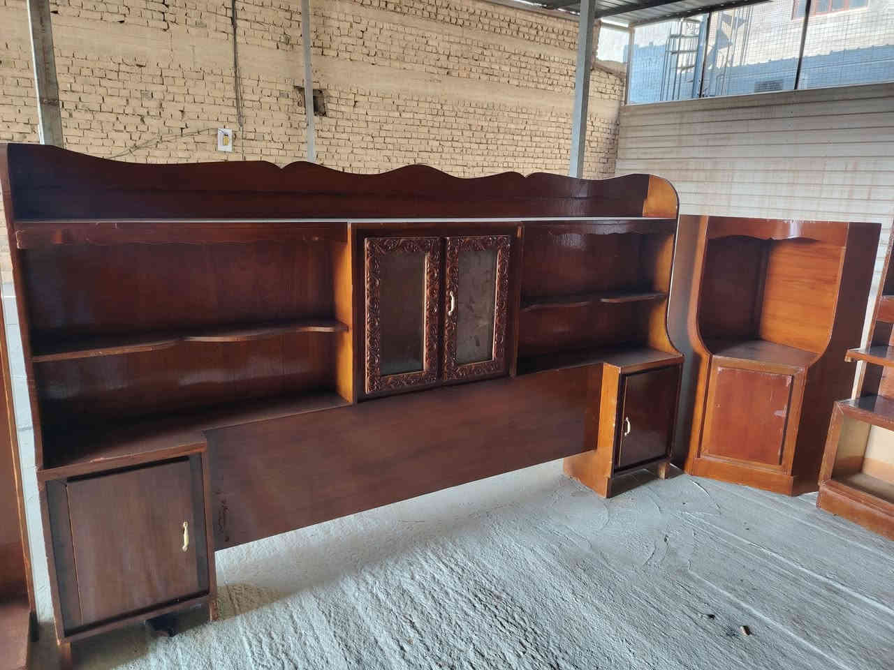 #للبيع 
غرفه السعر 500 
العنوان
 الرمادي _الخمسه كيلو _الشارع الخدمي_ مقابل زنود الست الحمداني 
 للتواصل
***********
***********
