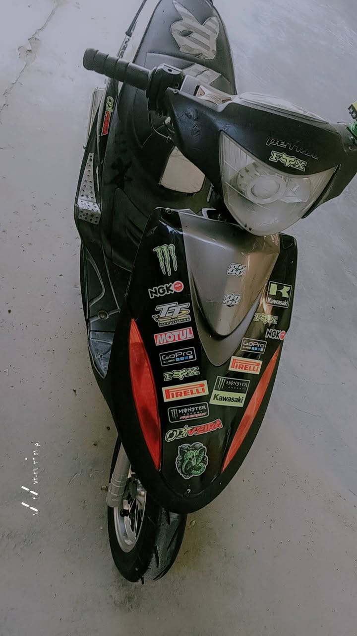 دراجه ماكس عدله للبيع ما بيهه اي نقص السعر 350وبيهه مجال  الرقم ***********
