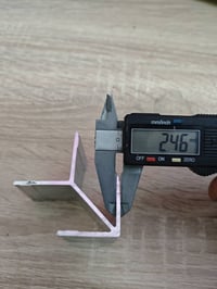 وبركاتة.... زاويه تجميع مفصلي مسح كص ميكانيكي وليس يدوي...سمك 1.65 ملم...