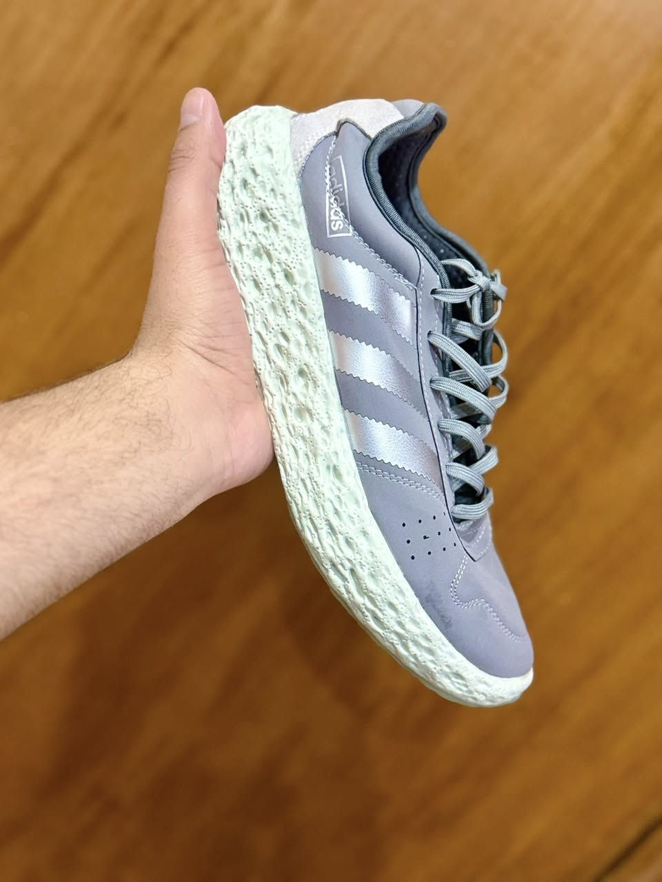 تراشوز قياس 43 درجه اولئ
خفيف بلحركه مطاط 
لون رمادي مستعمل قليل جدا
السعر 40 الف مع توصيل


**إذا كنت صاحب هذا الإعلان وتريد حذفه لأي سبب، رجاءا أرسل رسالة إلى الدعم الفني**