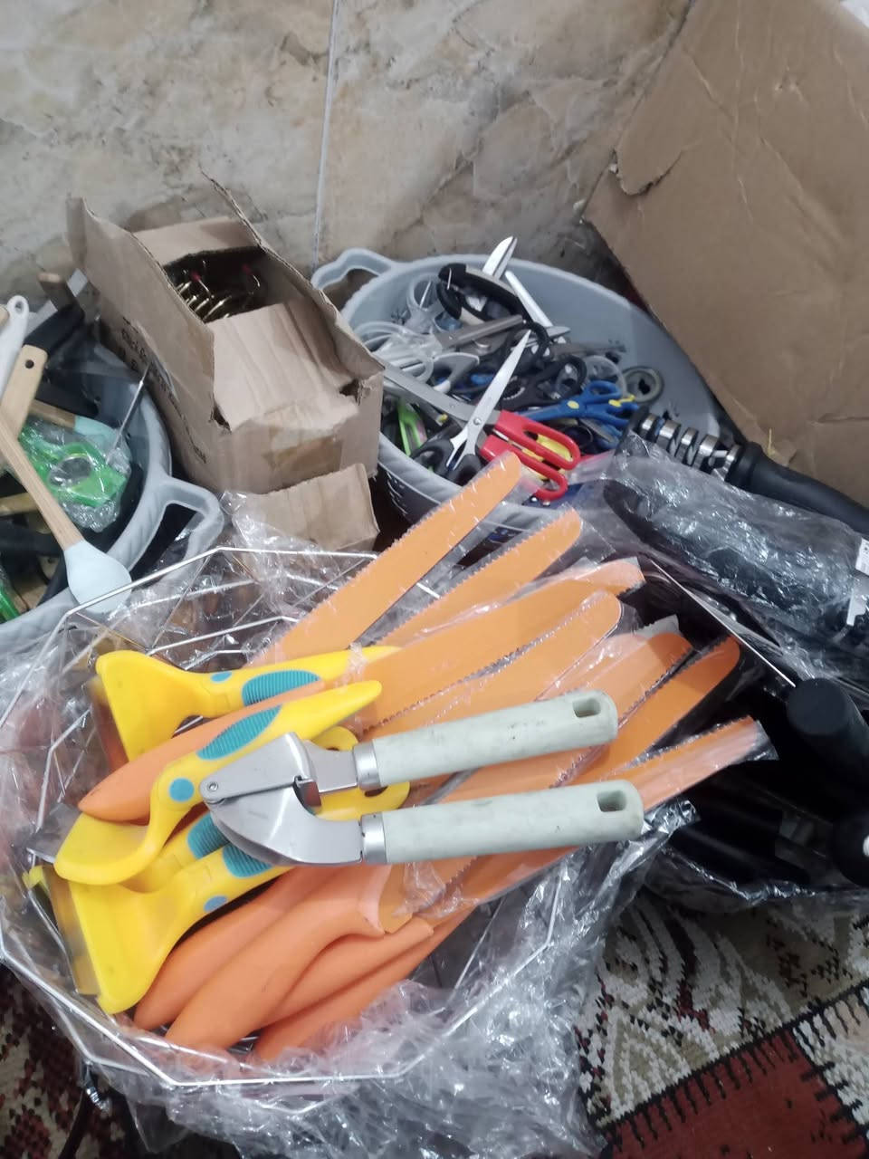 سلام عليكم رجعنه وياكم ب عرض مطبخي حلو و مناسب كل هاذا عرض 16 قطعه ب 5 الف فقط شرط كله اوربي اصلي
يوجد توصيل داخل كربلاء الف دينار فقط 
***********
