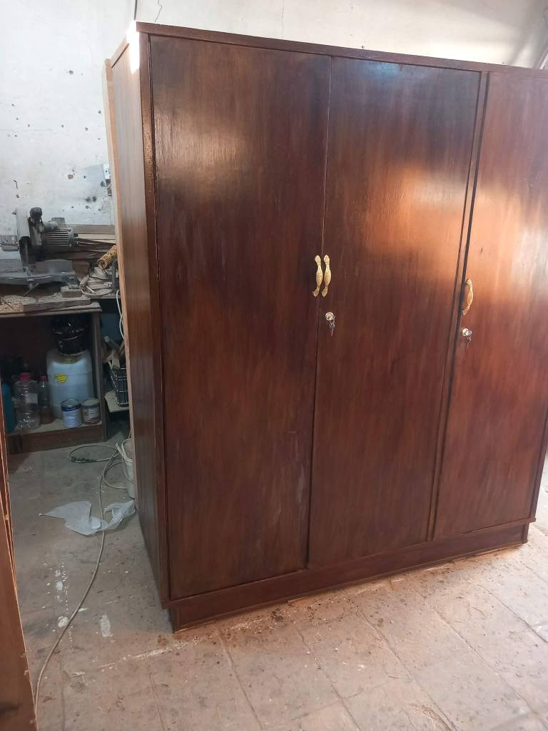 مستعمل كنتور 3 باب  صاج  توصئ السعر ب 190 وبي مجال العنوان بغداد الكرخ تقاطع درويش البياع شارع البداله الانتصارسوق اميمه فرع مجمع الرازي ع اليمنه منتصف شارع ع اليسرى خلف مي اور
***********
*********** بغداد, العراق
