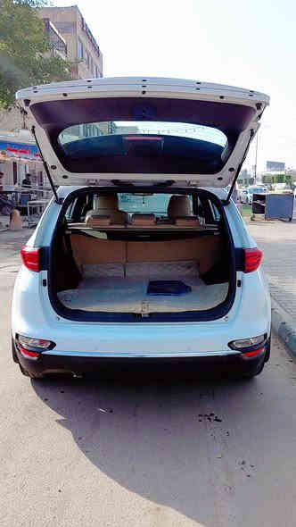 السلام عليكم اخوان للبيع كيا سبورتج خليجي موديل ٢٠٢٠ السياره نص فول  تحكم ثلاث وضعيات قياده اشاير بالمري السياره كاميرا وحساس خلفي ماشيه ٨١ وقابله للزياده  باسمي شخصيا  مكاني بغداد الحبيبيةالسعر ٢٠٥ وبيها مجال
السياره بيها بارد بالباب الخلفي قليل فقط موضح بالصورة
غير متواجد على الفيس للتصال
***********
