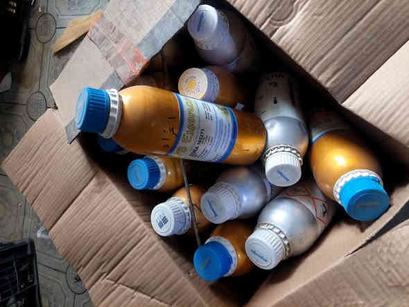 السلام عليكم ورحمة الله
غراض للبيع رفوف للملابس والإكسسوارات 
واتساب ***********
