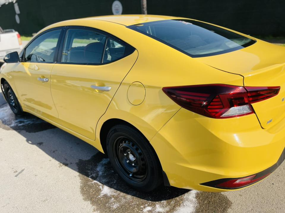 السلام عليكم النترا موديل 20امريكي حادث بابين محرك 2000دوش السعر 128مكاني بغداد***********
