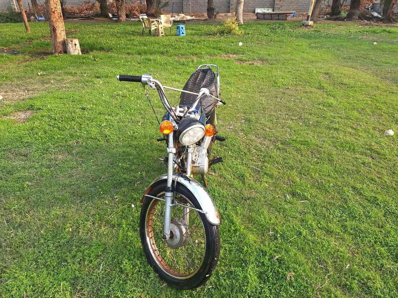 دراجه موديل 20 كلك كلك… سعر 325 بيها مجال دراجه كامله كل نقص مابيها دك هندر واطلع ترايك بغداد اربيل بكيفك
الرفاعي.***********
