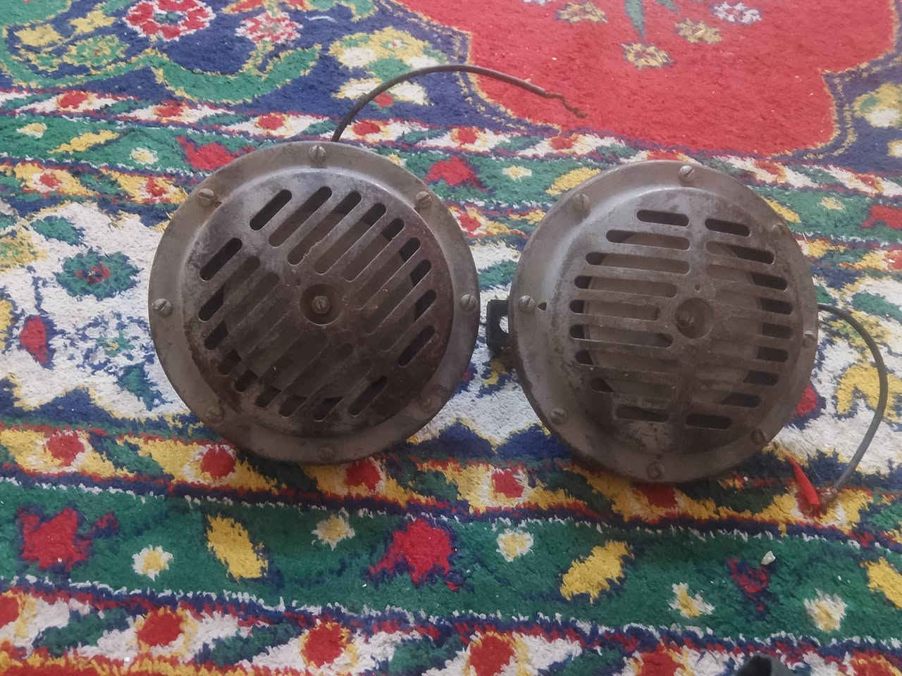 سلام عليكم هورنات بوش  اصايل    الماني اصلي جنح شرط الفحص دكه أو نعومه. ا  سعر 300 مكاني بابل ***********
