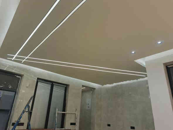 السلام عليكم سيد ميثم للتاسيسات الصحيه والكهربائيه 
تم تنفيذ عمل دار مساحه 100متر طابقين باحدث الطرق وجوده العمل بنضام البروفايل والاناره المخفيه
وب النسبا للصحيات نضام البطاريه وخلاطات دفن من ماركة تسكا حسب طلب صاحب الدار اتمنا ينال اعجابكم 
داخل النجف
للاستفسار ***********
*********** #كهربائين_العراق 
#الجميع
