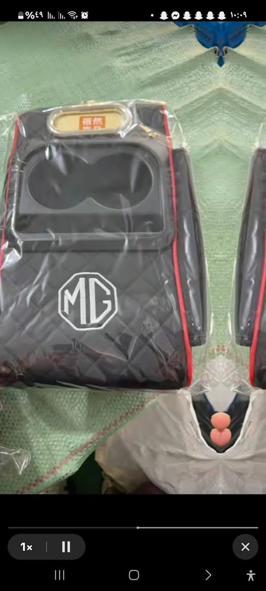 مسند تجوه وسطيه مع شعار mg 
السعر ١٥ الف
للحجز واتساب ماسنجر 
***********
***********
