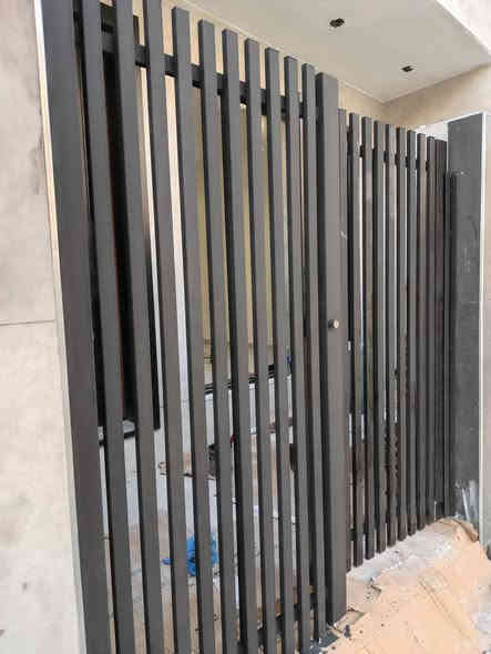 ✨ لخدمات الصبغ والجبس بورد والديكورات ✨
✔️ تنفيذ جميع أعمال الصبغ الحديث (دهانات، أساس، معجون، ديكورات جدارية)
✔️ جبس بورد بكافة أنواعه (سقوف، قواطع، تصاميم حديثة)
✔️ ديكورات داخلية وخارجية
✔️ عمل روف كود وعزل أسطح احترافي
✔️ ضمان كامل على العمل وجودة التنفيذ

📍 خدمة داخل بغداد والمناطق القريبة
📞 للاتصال أو الواتساب: ***********
⏱️ نخدمكم بأسرع وقت وبأفضل الأسعار
