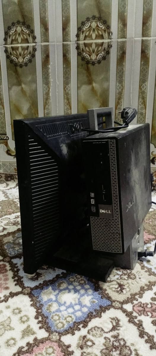 السلام عليكم
حاسبه نوع  DELL
جديده مستخدمه اسبوع واحد بس 
نقص كيبورد و ماوس فقط
للاستفسار الأتصال ‏‪***********‬‏
الخاص مفتوح

