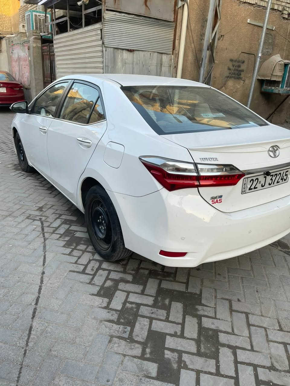 سلام عليكم…… مكلف بل نشر 
للبيع كورلا خليجي مديل 2018 رقم أربيل وكاله عامه بأسمي شرط التحويل سياره ماشيه 149 كيلو متر كفاله عامه والسونار مرفق بل منشور والسياره جاهزه بدون نقص للاخير فول مواصفات لمتد مكينه 2000 
السعر 155وبيهه مجال 
عنواني بغداد 

***********
