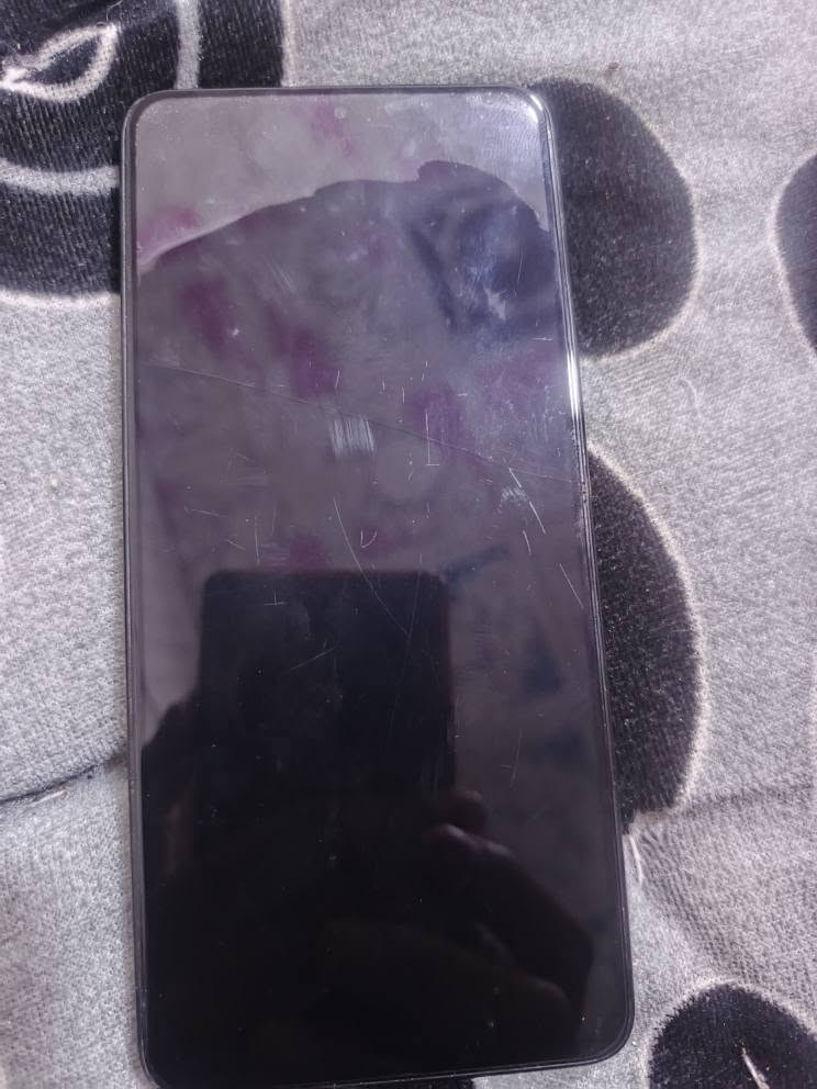 للبيع موبايل بوكو فون 6xpro 
ذاكرة 512 بي فطر بالحساس مماثر عليه فقط موبايل بدون ملحقات النجف, العراق


**إذا كنت صاحب هذا الإعلان وتريد حذفه لأي سبب، رجاءا أرسل رسالة إلى الدعم الفني**