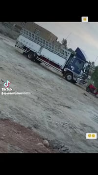 شاحنة • للبيع • بدون تفاصيل