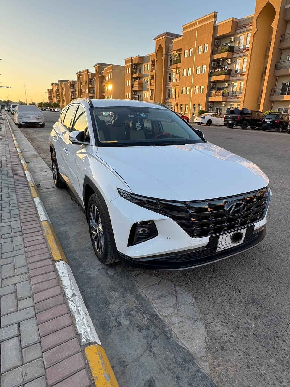 توسان موديل 2024 خليجي رقم بغداد باسمي(شخصيا)
بيهه بس بارد كد شبر باب الخلفي عكس السايق الباقي كفاله

مواصفات السياره فول قماره حديد 

بصمه تشغيل وابواب 

كشنات كهرباء 

داخل ملكي بس شادلهه دوشمه بس دوشمه كلفت500 الف

دشبول ايباد 

شاشه ابل كار بلي 

حساسات امامي خلفي 

كامره خلفيه دواره 

درايف مود 3 وضعيات 

اوتو هولد 

تشغيل كامره اثناء القياده 

لد خلفي 

لد امامي 

تحكم ستيرن 

ترحيب مري ويدات 

________

الباقي معروف 

مكان السياره بغداد السعر 220 وبيها مجال 

*********** 

متواجد واتساب او اتصال
