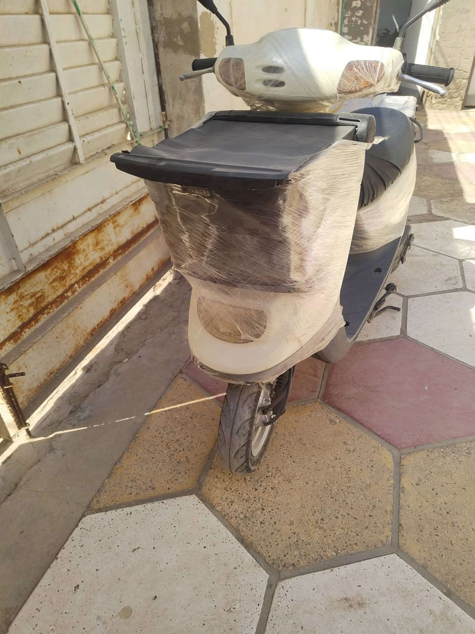 سلام عليكم اخوان دراجه زعره جديده ونظيفه للبيع وللاستفسار تواصل على الخاص وعلى الرقم ***********
