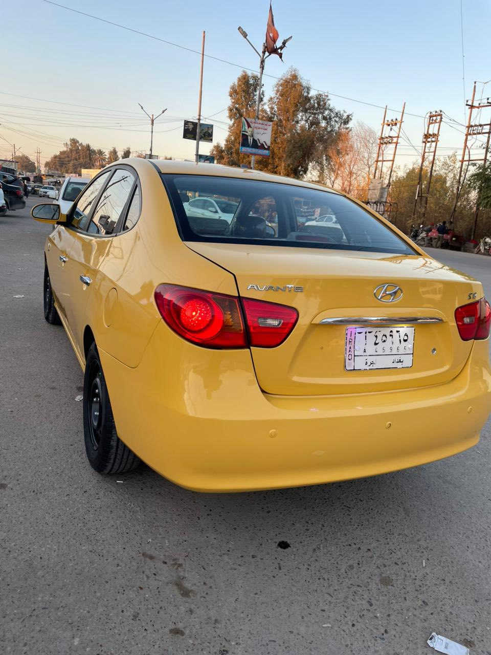 السلام عليكم النترا أفانتي 2008 1600 
سياره جديده صبغ جديد صدر امامي خلفي جديد مدوشمه عام سياره مامتعوبه 
باتري تخم تاير كله جديد مابيها أي نقص جاهزه على آخر حبايه 
رقم بغداد تحويل مباشر مكان السياره بغداد السعر 105$ وبيها  مجال ***********
