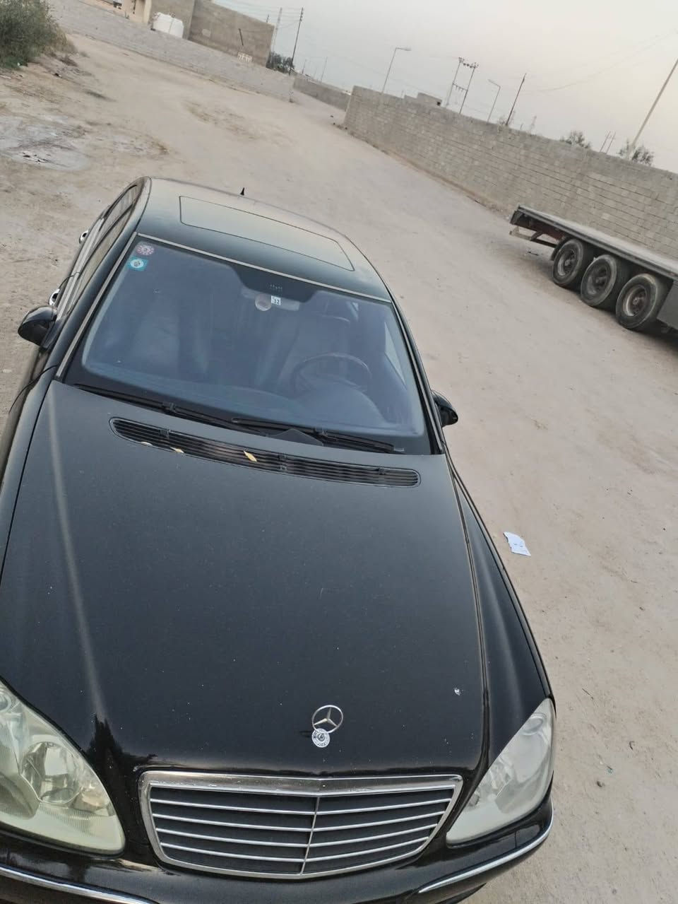 السلام عليكم
للبيع فقط 
مرسيدس بنز غواصه نقل رقم بغداد بأسمي 
S 500
V8 
المواصفات كالاتي: 
باب طويل 
4 بيبان شفط 
جوبلس السياره 
جگات تصعد تنزل 
مري شفط 
مري قلاب عند الرجوع للخلف 
حساسات اماميه خلفيه 
كشنات تدفئه تبريد  
بردات خلفيه  
تبريد ثلاث قطع 
فتحه سقف 
ثلاث وضعيات خزن ميموري
ماشيه ١٥٠
السيارة جديدة أكثر من الصور
السعر ١٣٥
***********
