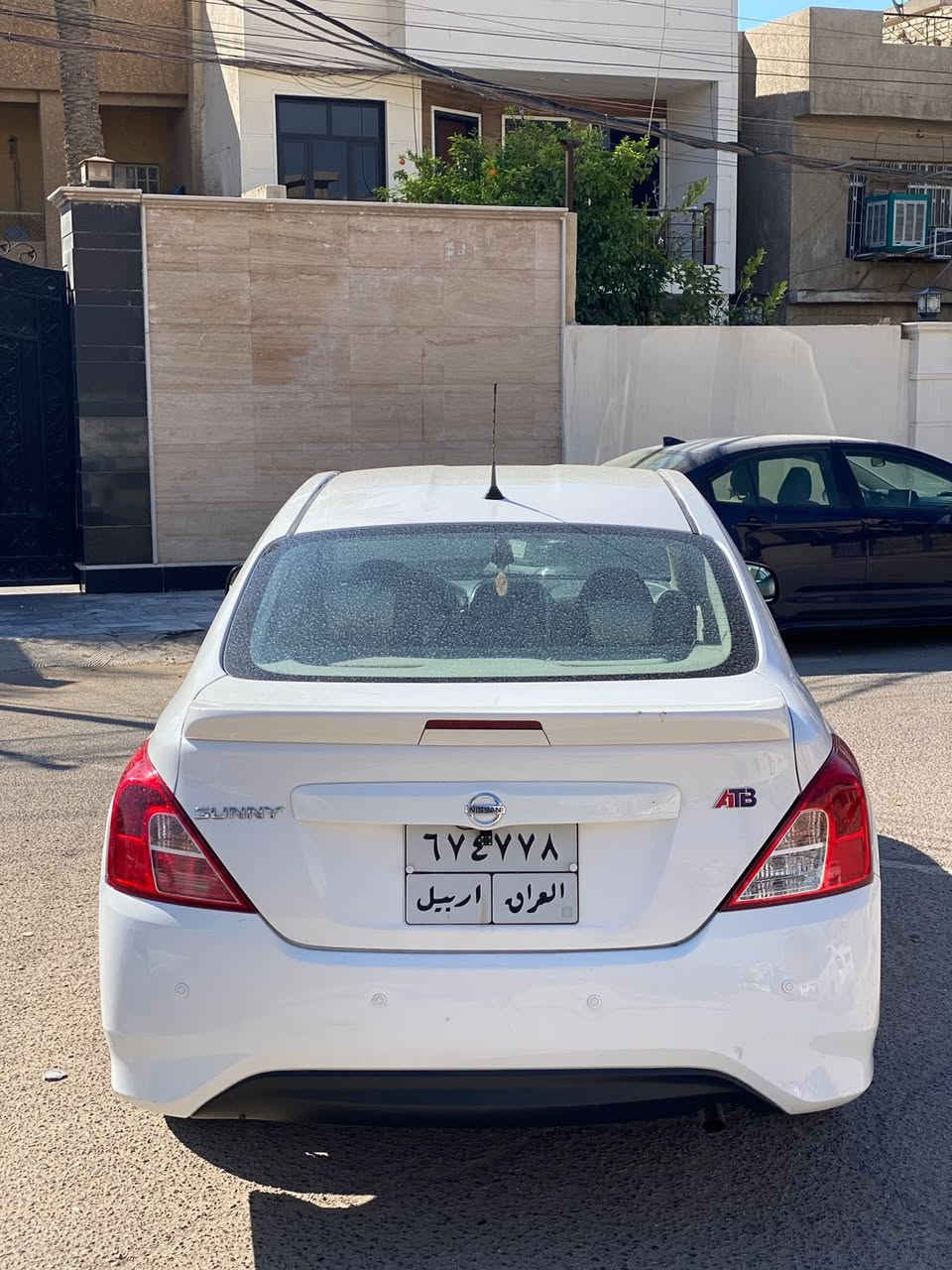 للبيع سني هندي اصلي 
ماشيه90
باب مبدل نفس لون بيها بارد بمكانات بدون صبغ
سعر102$
مكاني بغداد الصليخ 
***********
